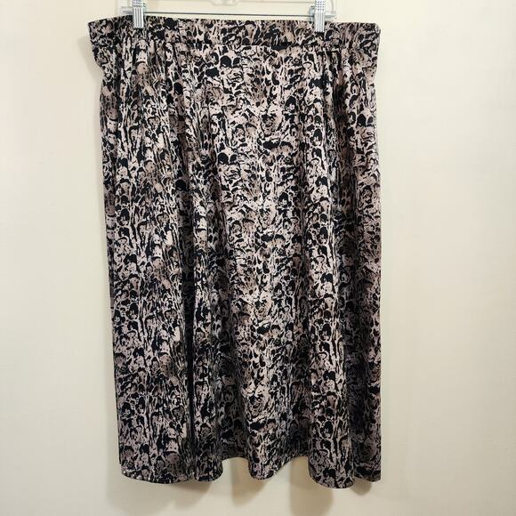 Torrid satin animal print midi pull on elastic waist skirt woman's size 2XL - Picture 4 of 8